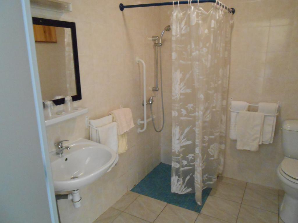 Hotel La Grand Halt La Bastide-Puylaurent 客房 照片