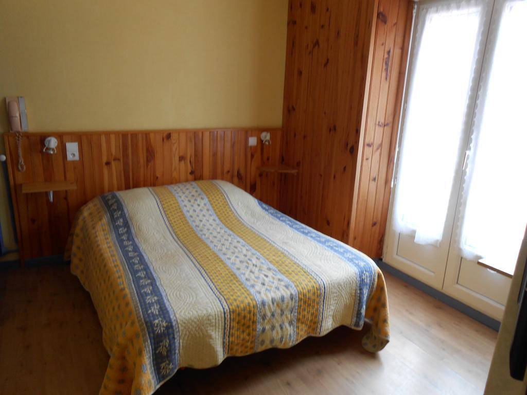 Hotel La Grand Halt La Bastide-Puylaurent 客房 照片